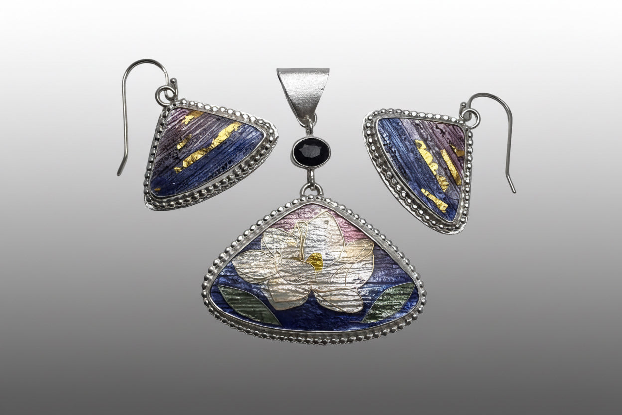 Magnolia Pendent and earrings.